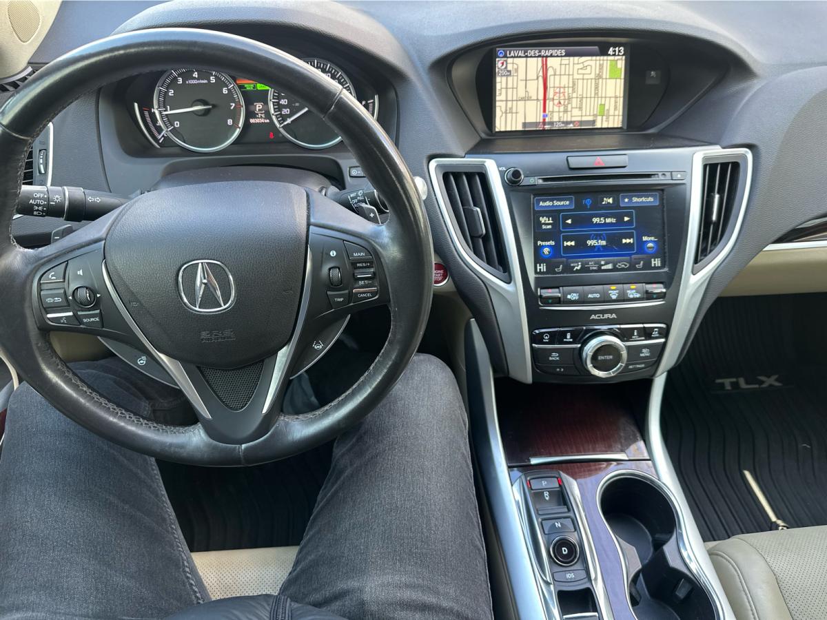 2017 Acura TLX AWD V6 Tech sedan Image principale