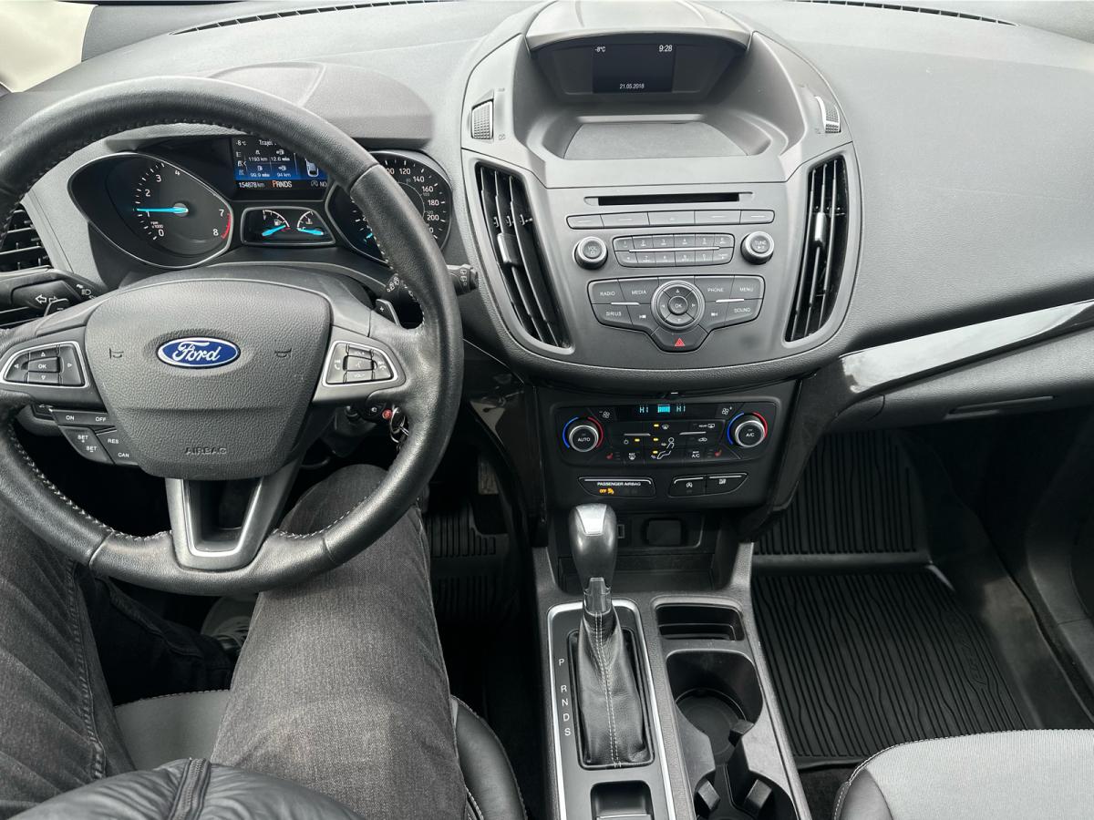 2018 Ford Escape SE 4WD Image principale