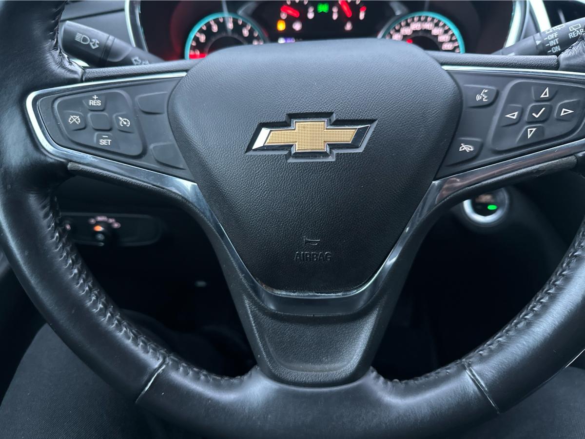 2018 Chevrolet Equinox AWD LT 1LT Main Image