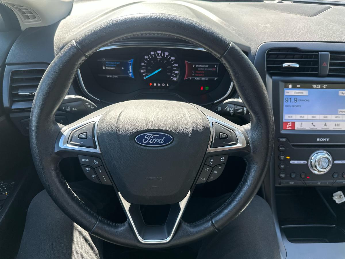 2019 Ford Fusion Energi Titanium FWD Hybride Main Image