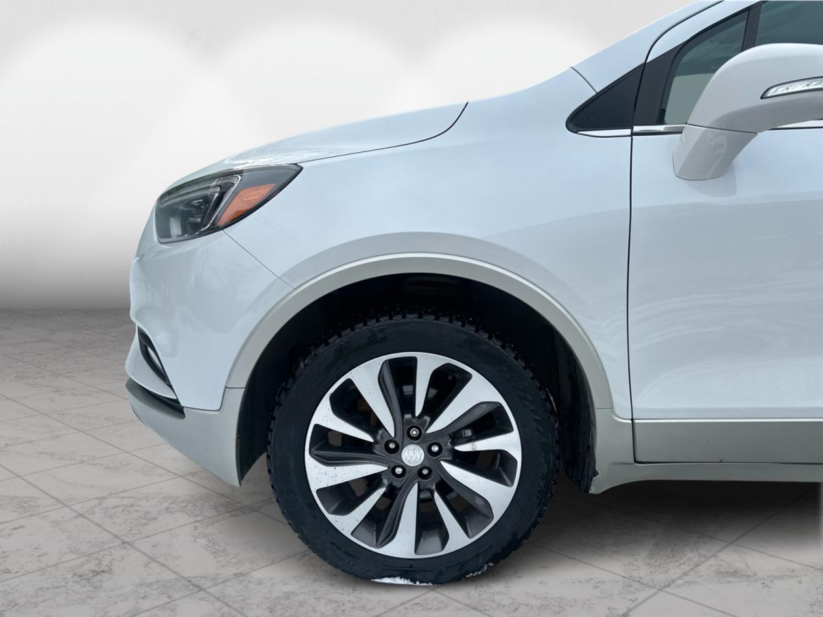 2017 Buick Encore Essence AWD Main Image