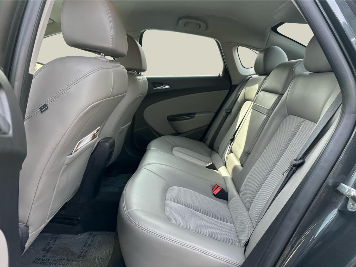 2015 Buick Verano Sdn Convenience 1 Image principale