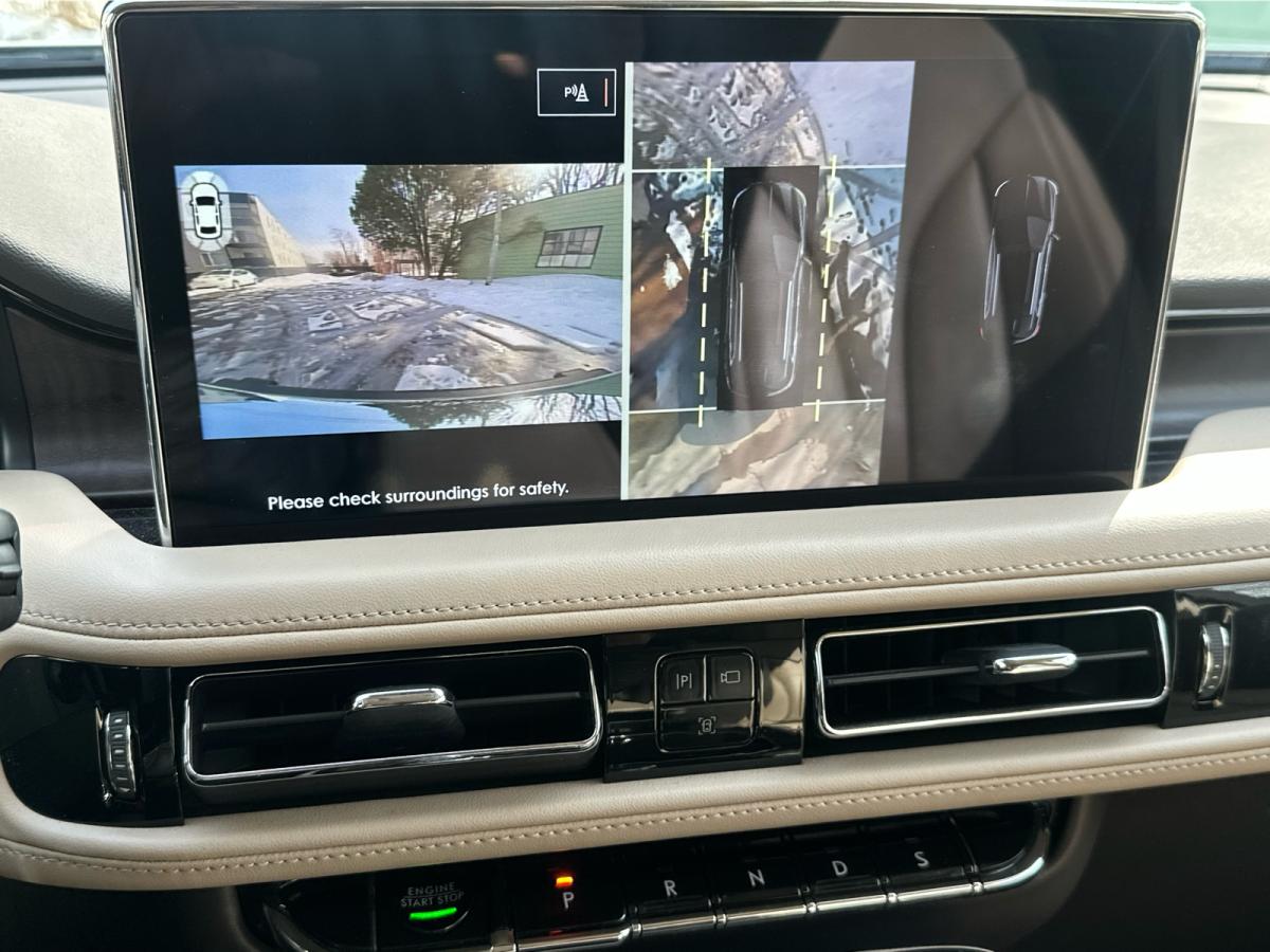 2022 Lincoln Nautilus Reserve AWD Main Image