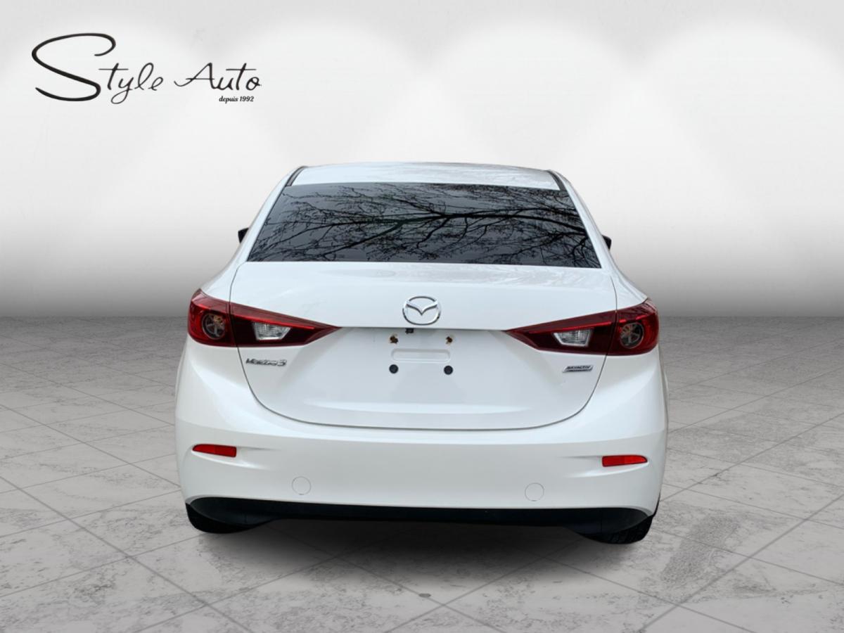 2017 Mazda Mazda3 Auto SE Image principale