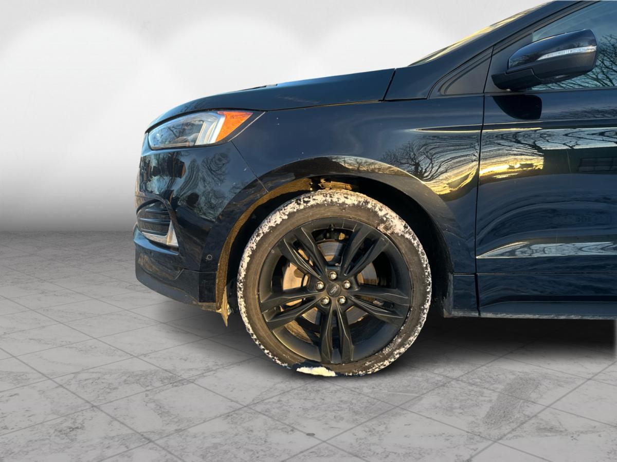 2022 Ford Edge ST AWD Image principale