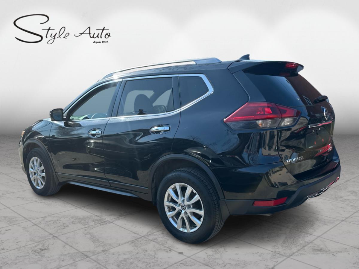 2018 Nissan Rogue AWD SV Image principale