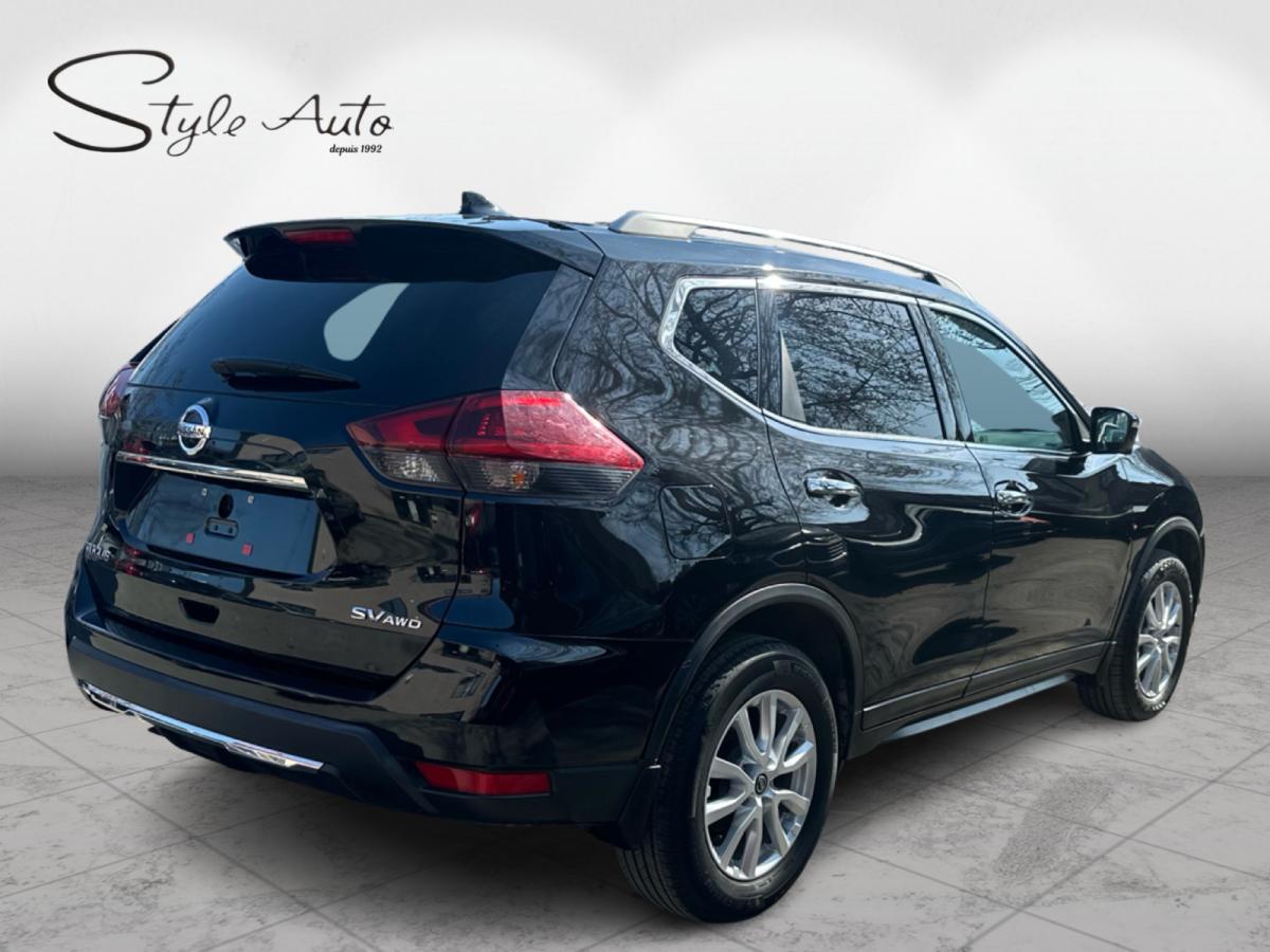 2018 Nissan Rogue AWD SV Image principale