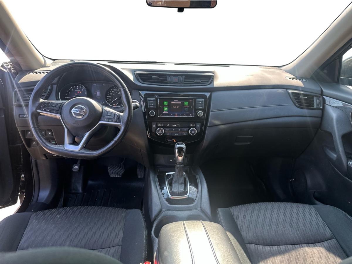 2018 Nissan Rogue AWD SV Image principale