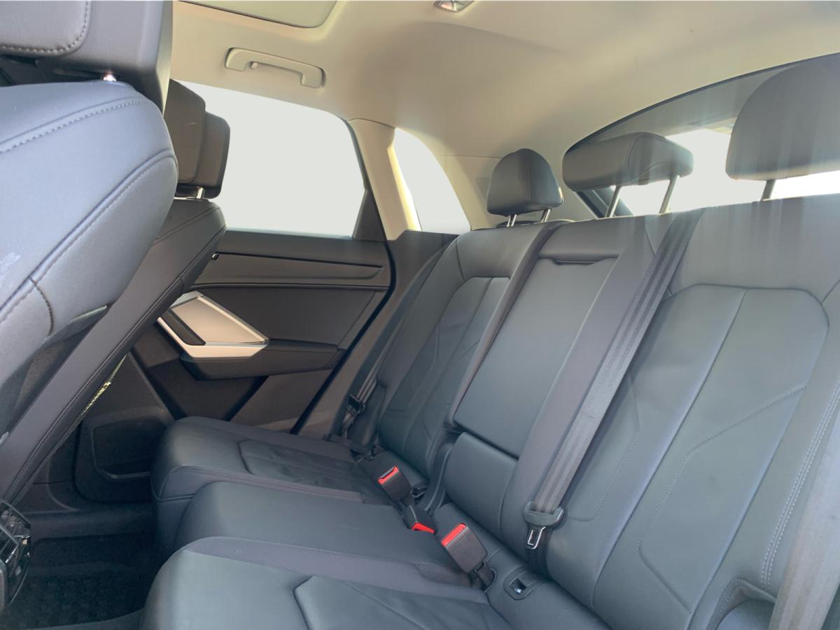 2023 Audi Q3 Komfort 40 TFSI quattro Image principale