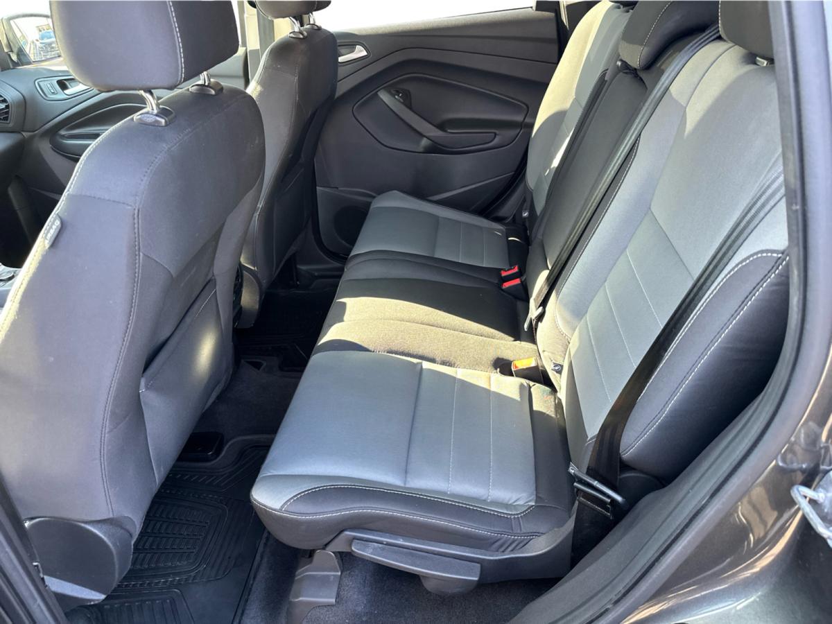 2016 Ford Escape 4WD 4dr SE Image principale