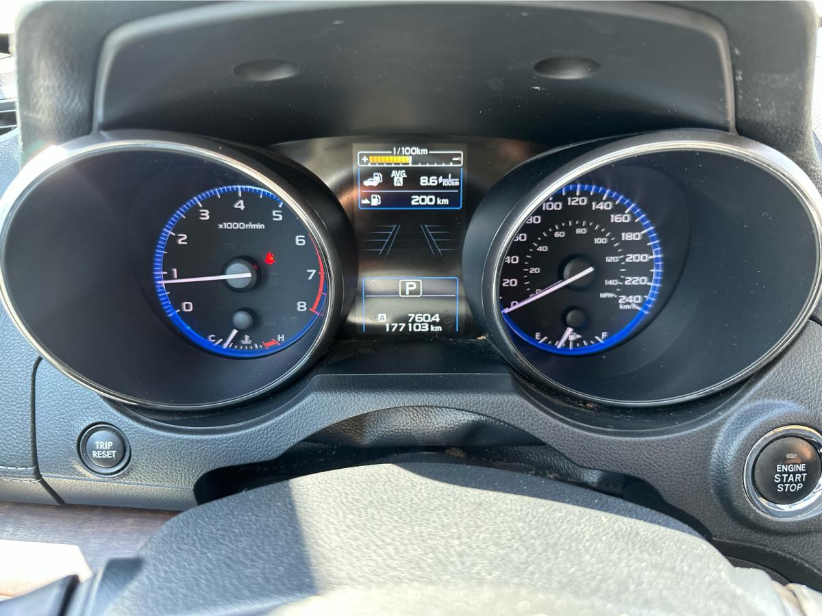 2018 Subaru Outback 2.5i Limited w/EyeSight Pkg Image principale