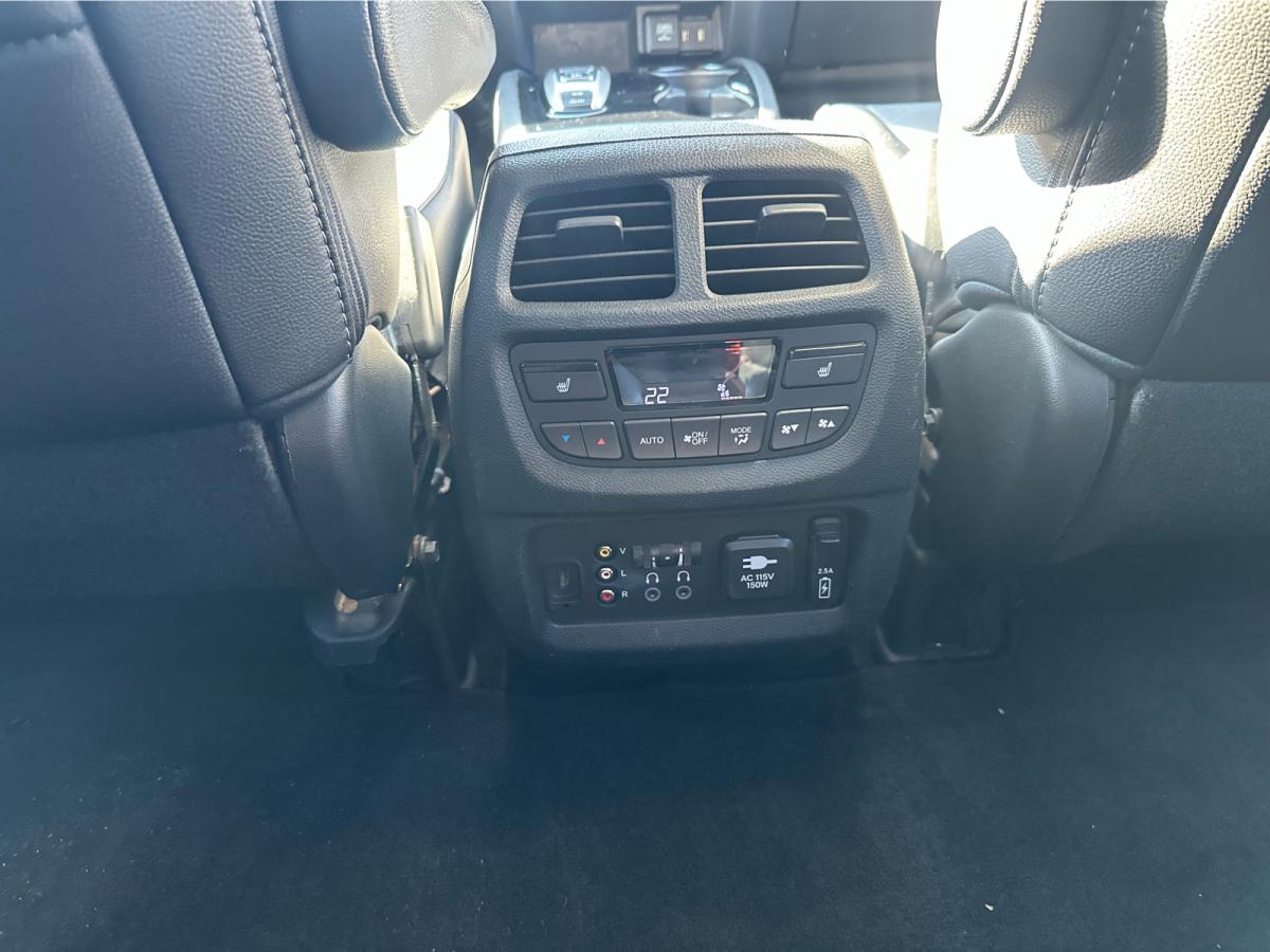 2017 Honda Pilot 4WD Touring Image principale