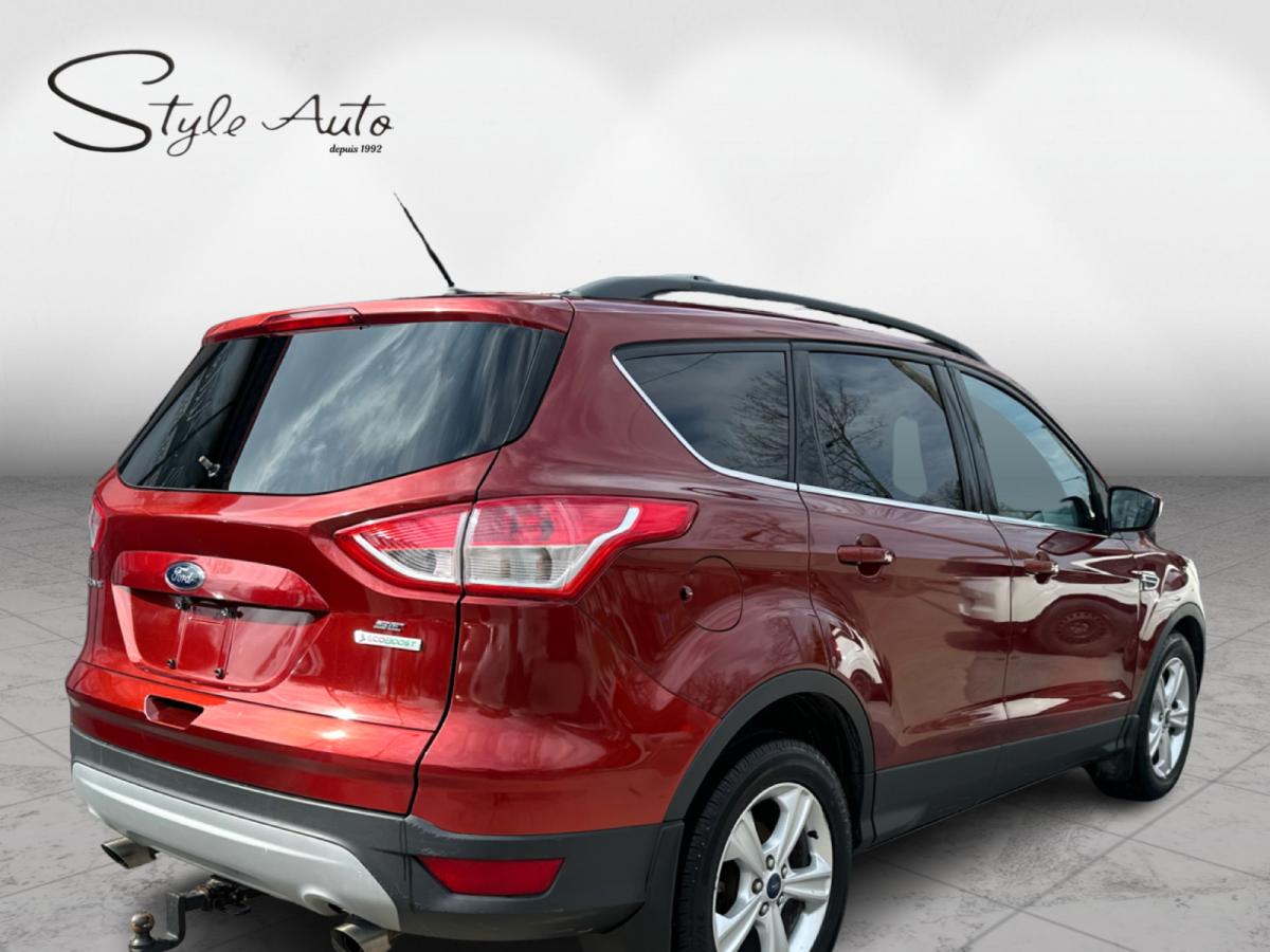 2015 Ford Escape 4dr SE Image principale