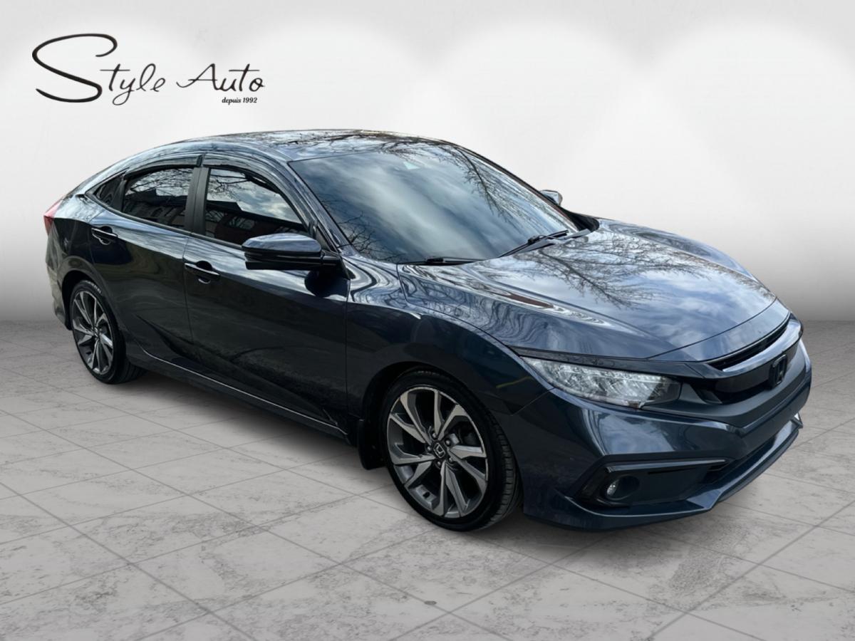 2019 Honda Civic Touring CVT Sedan 2 Sets of Tires Image principale