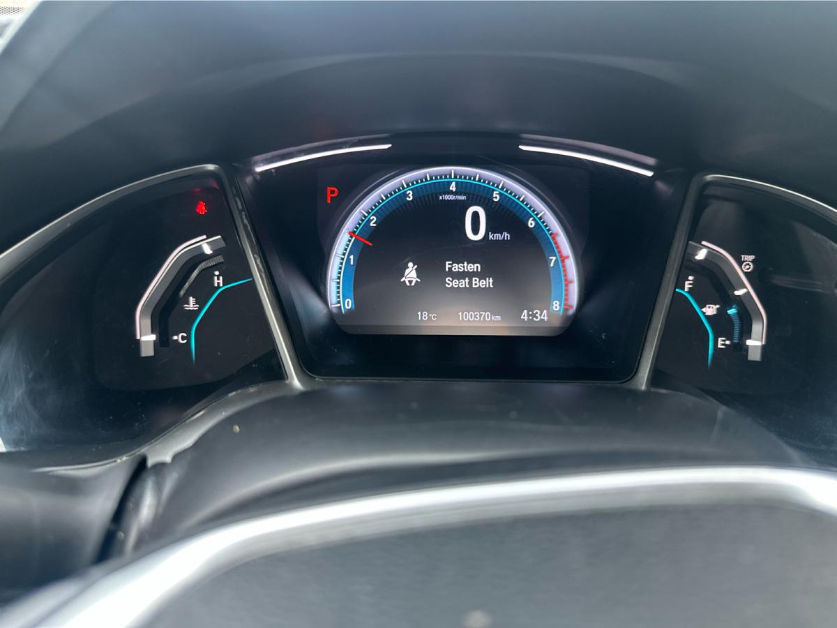 2019 Honda Civic Touring CVT Sedan 2 Sets of Tires Image principale