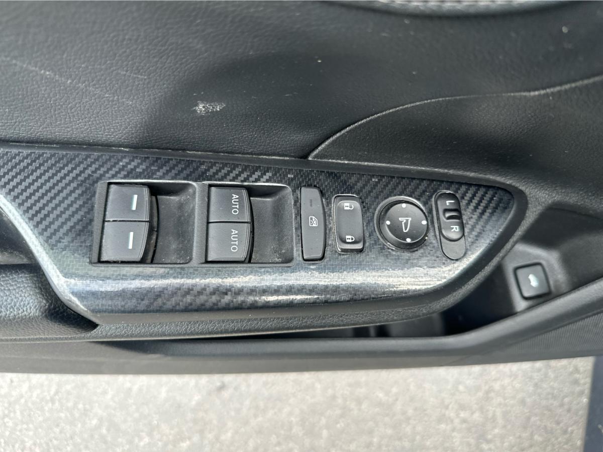 2019 Honda Civic Touring CVT Sedan 2 Sets of Tires Image principale