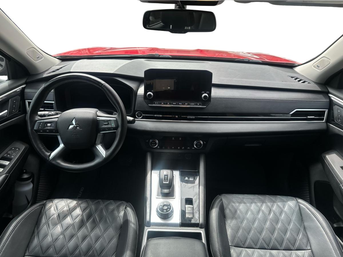 2024 Mitsubishi Outlander GT S-AWC hybride 7 pass Image principale