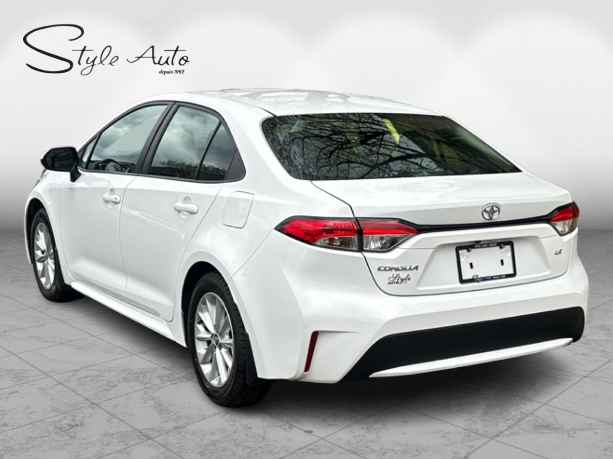 2022 Toyota Corolla LE CVT Image principale