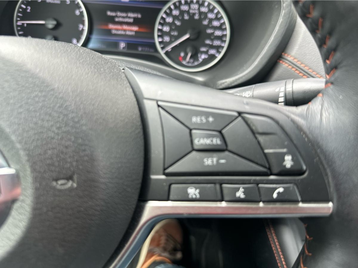 2021 Nissan Sentra SR AUT Image principale