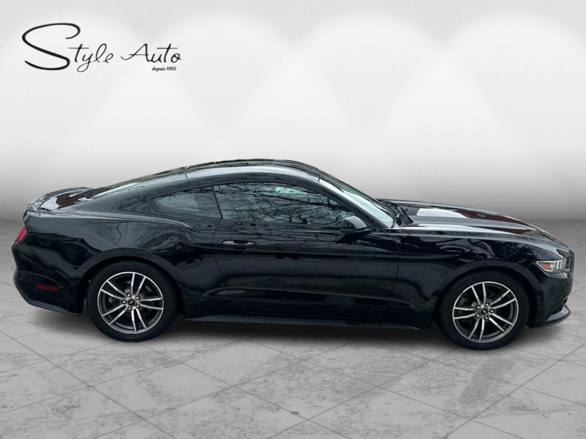 2015 Ford Mustang Fastback EcoBoost Main Image