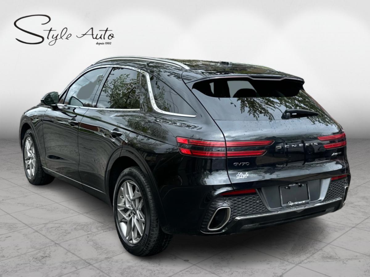 2022 Genesis GV70 2.5T Advanced AWD Main Image