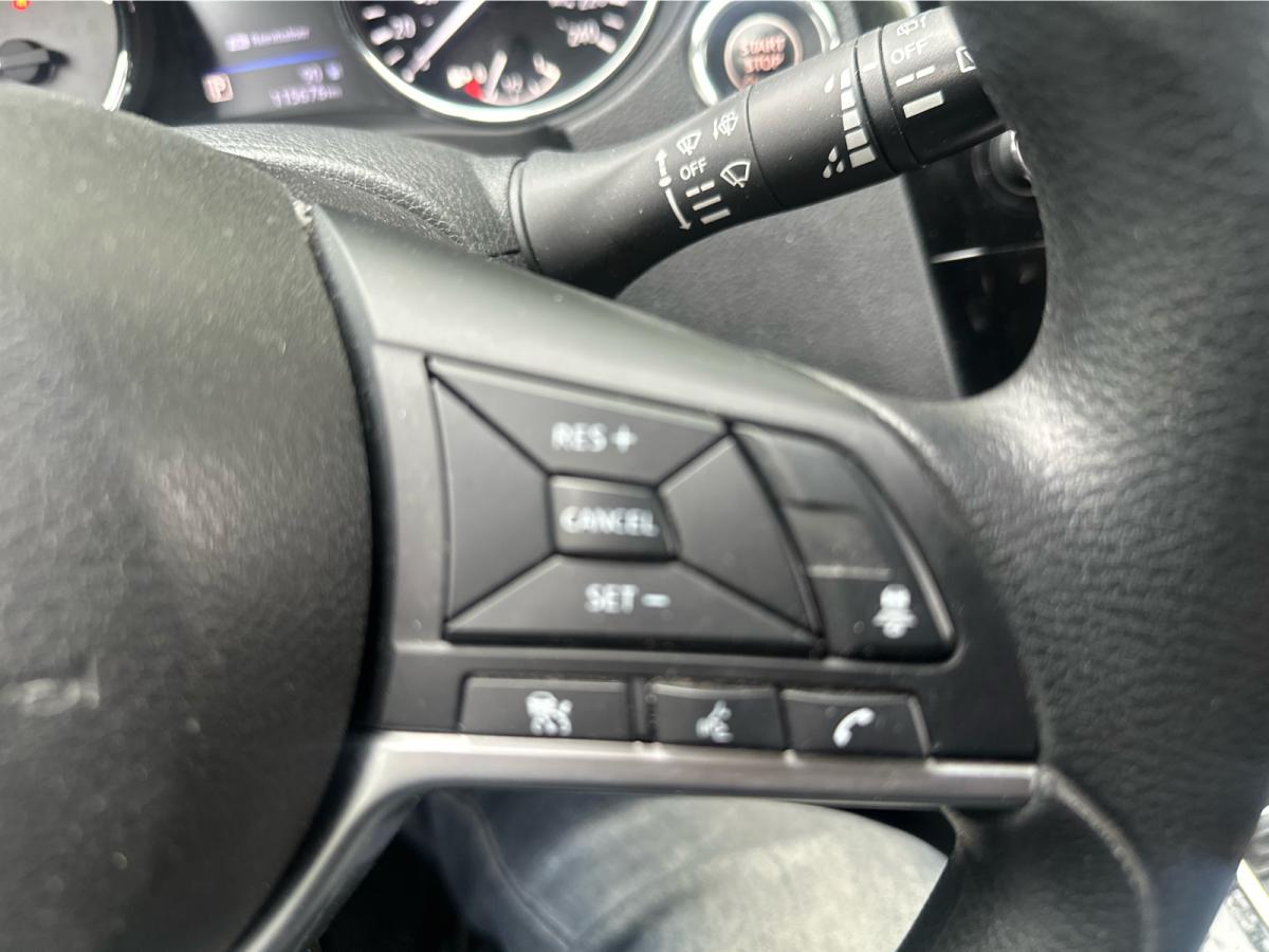 2020 Nissan Rogue AWD SV Camera Roof Image principale