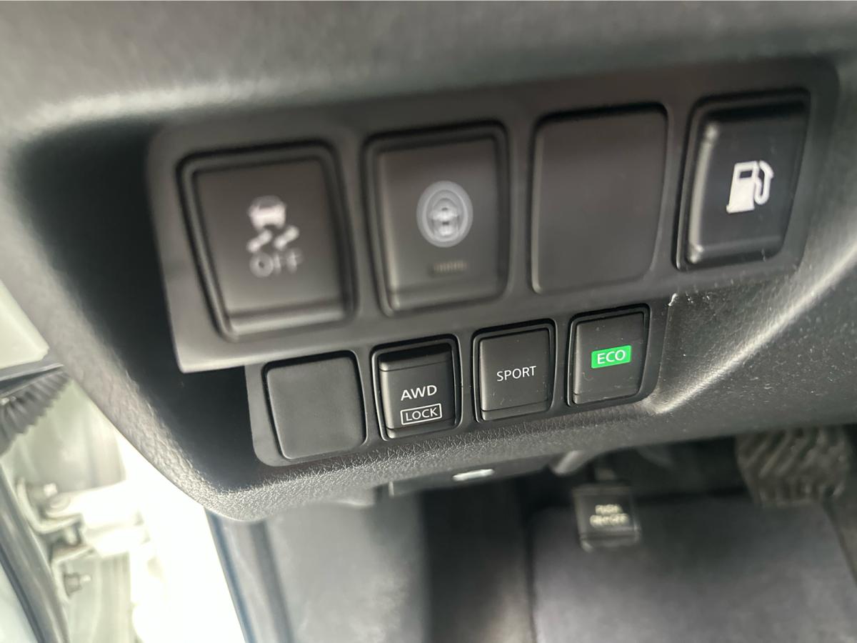 2020 Nissan Rogue AWD SV Camera Roof Image principale