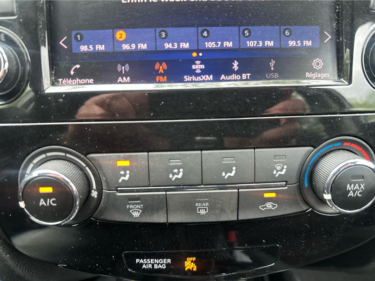 2020 Nissan Rogue AWD SV Camera Roof Image principale