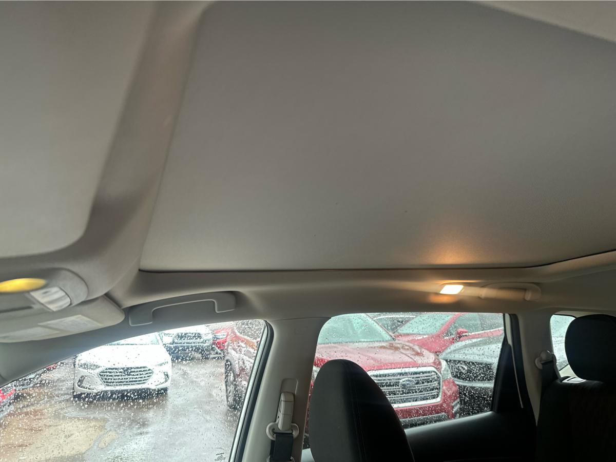 2020 Nissan Rogue AWD SV Camera Roof Image principale