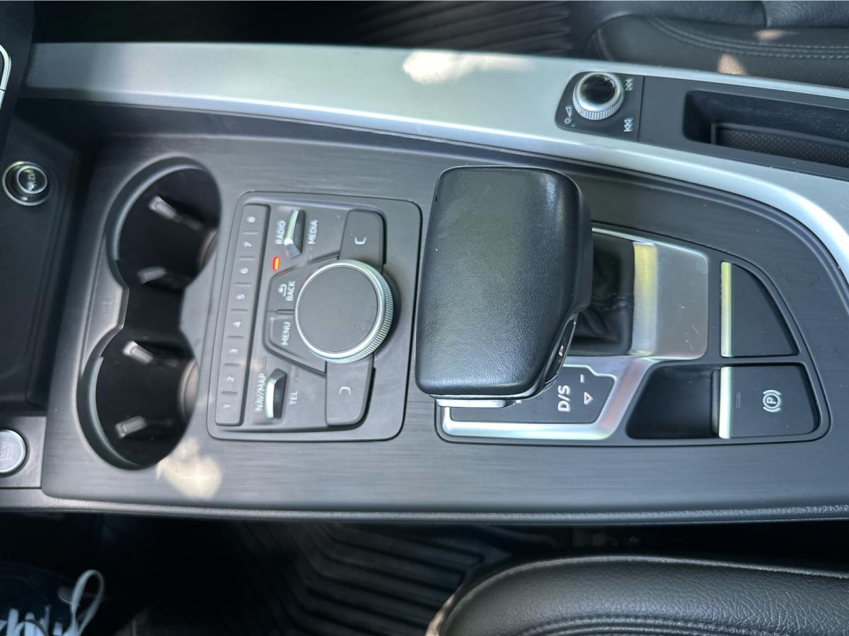 2015 Audi A4 Sdn  Progressiv plus quattro Main Image